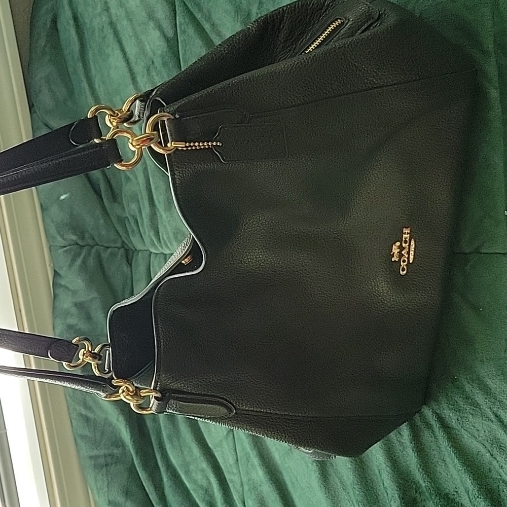 Coach Black Leather Women's Bag - Picture 2 of 6